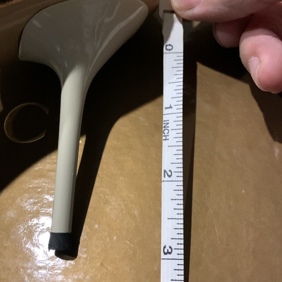 Gucci Monogram High Heels - Picture 8 of 9